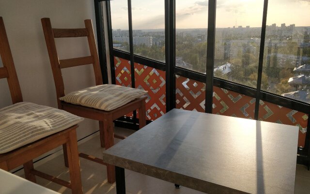 S Dizaynerskim Remontom Studio Flat