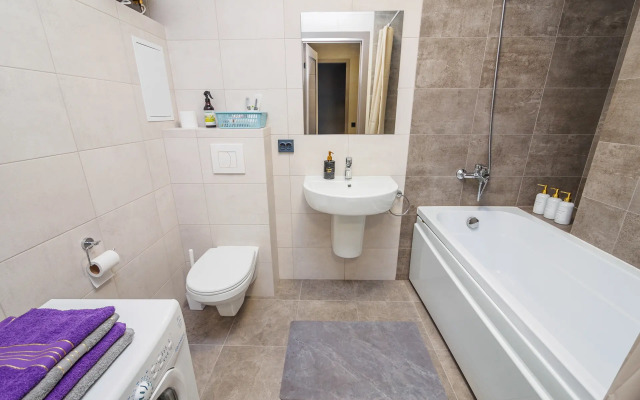 Uyutnaya v samom centre levogo berega Irtysha Flat