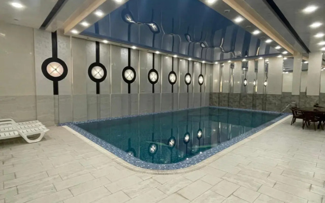 Ohu Palace Hotel & Restaurant