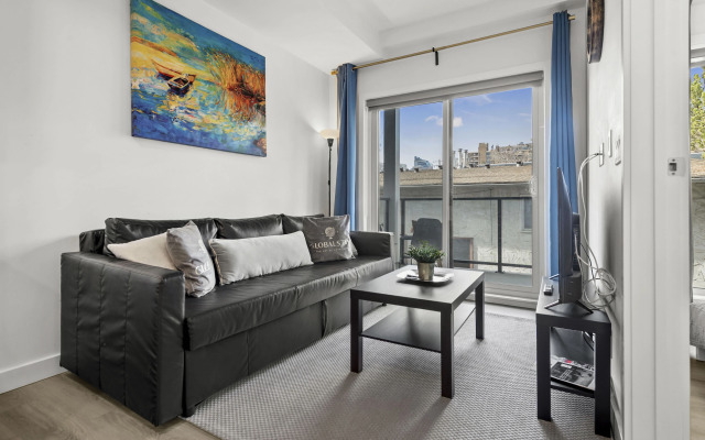 Апарт-отель GLOBALSTAY Condo Near the Bow River