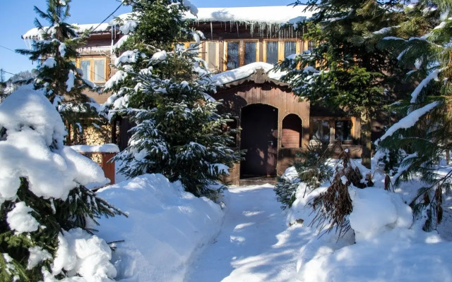 Гостевой Lом Lake House