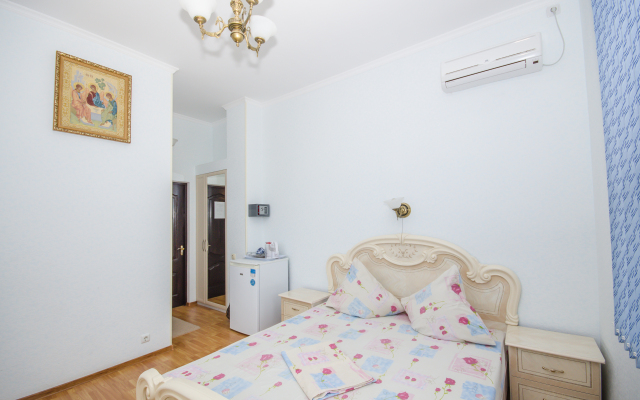 Karina Guest house