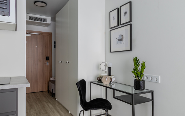 Uyutnaya Studiya U Metro Bukharestskaya Flat