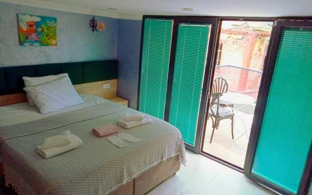 Loren Hotel & Suites