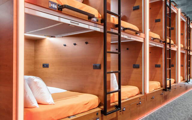 GettSleep Aeroport Sheremetyevo - Terminal C İnternational depatures area Capsule Hotel