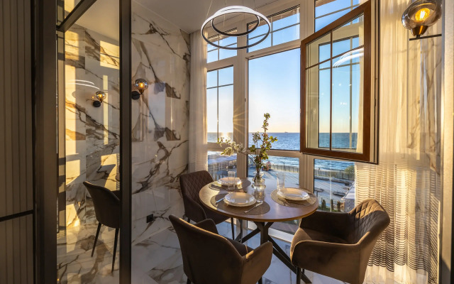 2-k s pryamim vidom na more | 1 Liniya Apartaments