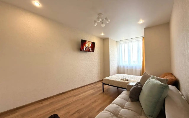 Квартира рядом с метро Золотая Нива