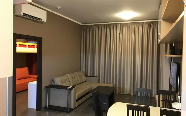 Feniks Apartments