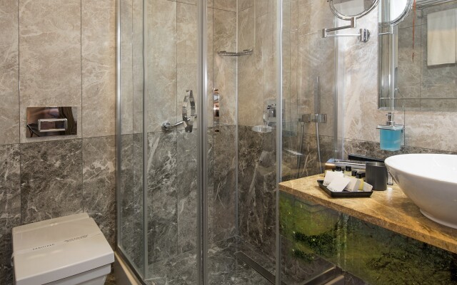 Perapolis Hotel
