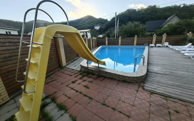 Гостевой дом Лелюкс