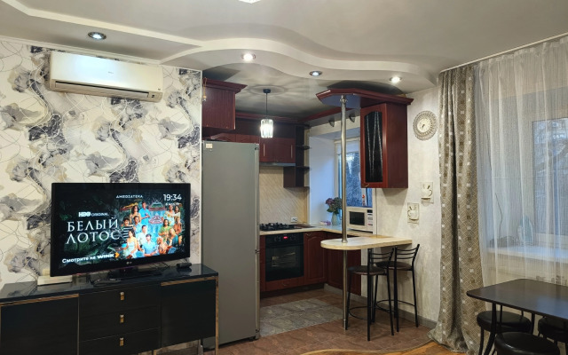 Квартира на 6 гостей в центре города на Поющих фонтанах