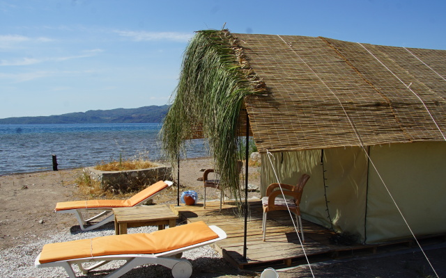 Zoe Glamping