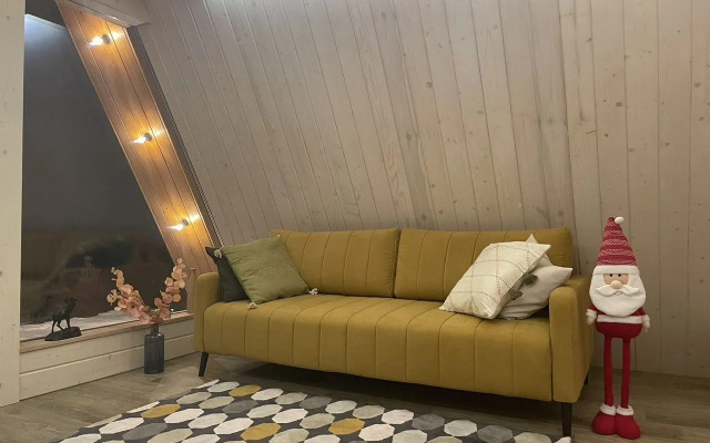 Частный дом на на берегу реки Руза