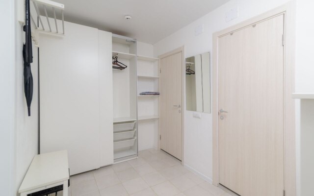 Na Salaryevskoy 16/1 Flat