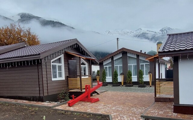 Nur House Hotel