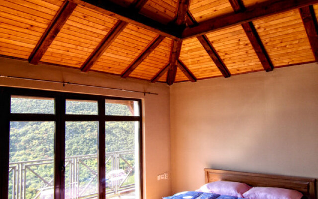 Astra2 Villa
