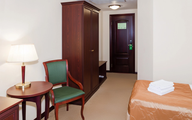 AZIMUT Hotel Tambov 4*