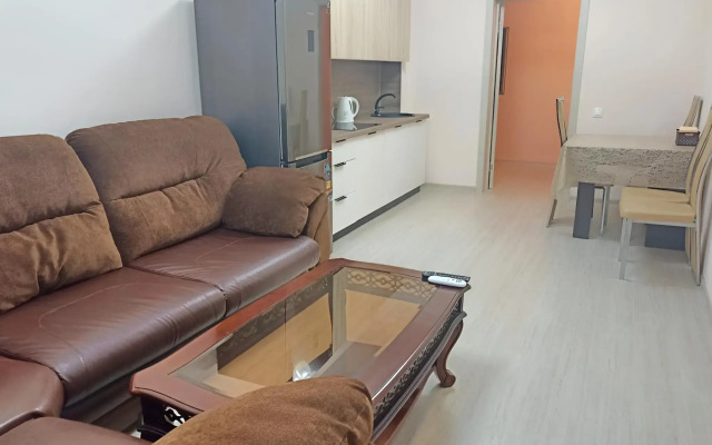 Yevrotreshka (122) Flat