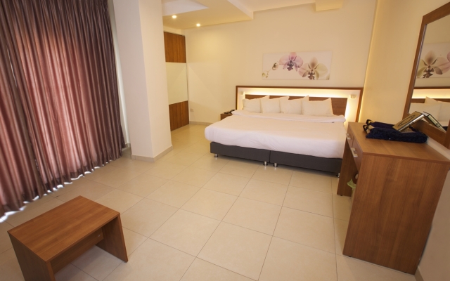 Lujain Hotel Suites