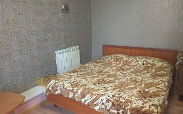 Uyutnaya Studiya V Tsentre Flat