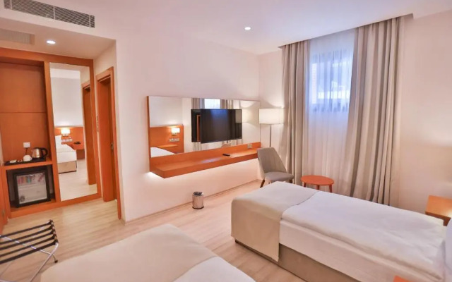 Hotel Caddemm Inn