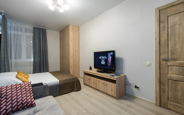 Квартира от компании Хоум Отель на Ново- Садовой 215Б