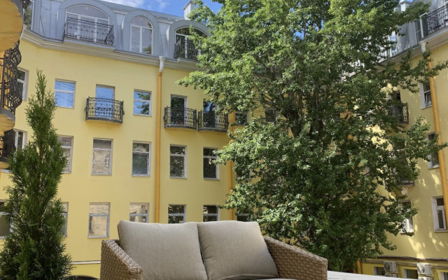 Art De Vivre Apartments 2