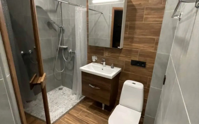 Апартаменты с сауной на озере Красавица