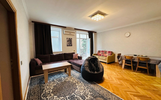 Central Park Baku Flat