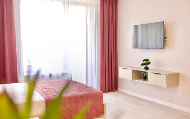 S basseynom u morya Apartment