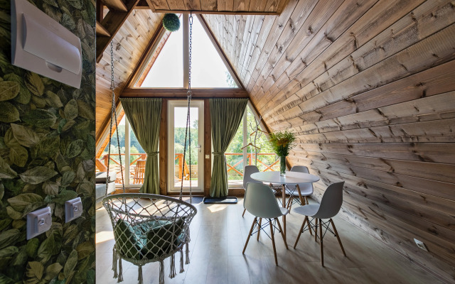 Yakshino Private House