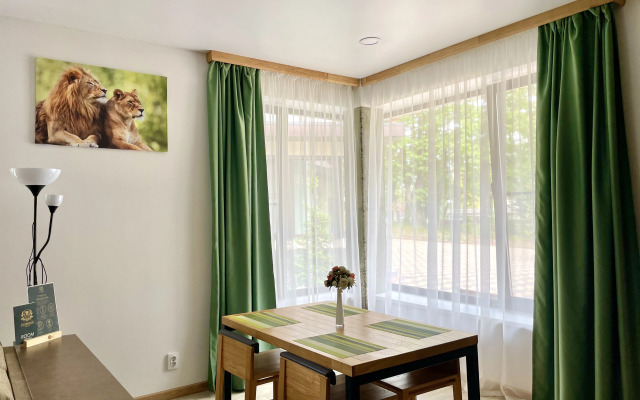 Apartment Semeynye Dvukhkomnatnye Apartamenty Na Ul Glavnoy, 21l