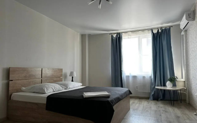 Trekhkomnatniye na Moskovskom Prospekte 44 Apartments