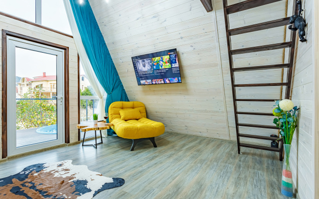 Dizaynerskiy relax A-Frame Private house