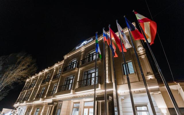 Royal Samarkand Hotel