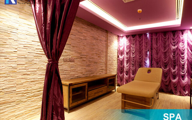 Palette Royal Reflections Hotel and Spa Dubai