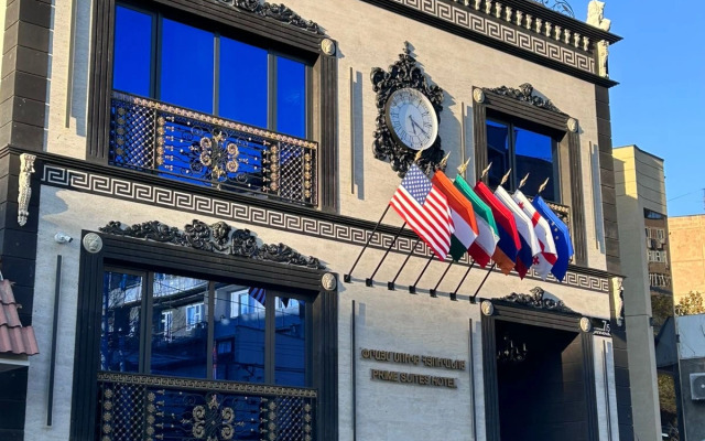 Отель Prime Suites Hotel