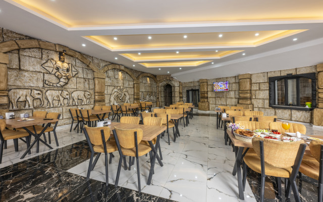 Legend Tulip Hotel