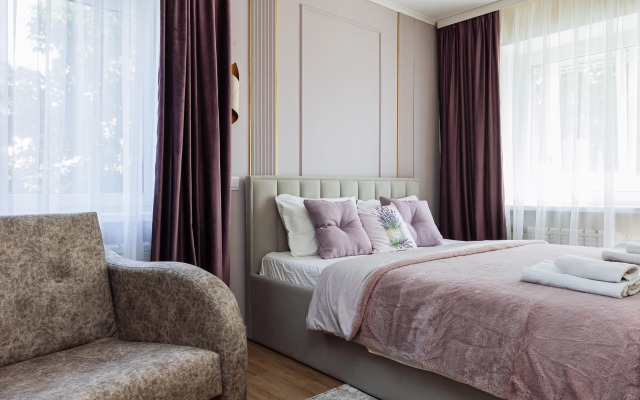 V Samom Tsentre Goroda Flat