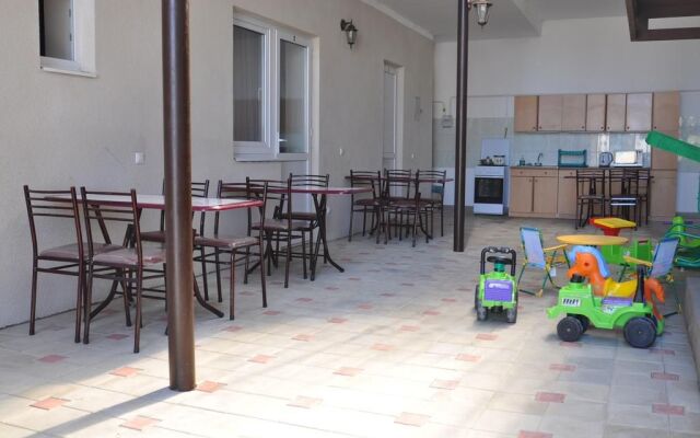 Aleksandra Guest House