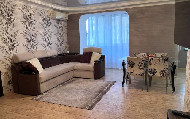 Semejnye GALAAPART u Parka Pobedy Apartments