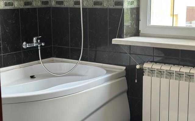 Aviastars Guest house
