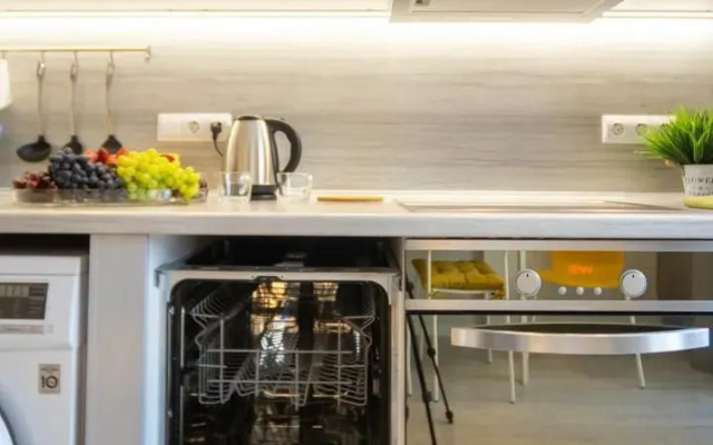 Квартира Однокомнатная С Видом На Парк У Метро