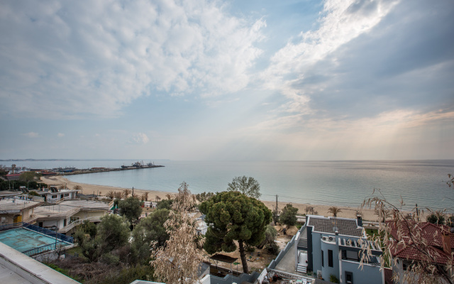 Borealis Sea Front Moudania Villa