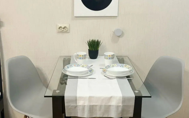 Na Monastyrskoy Ulitse 46 Flat