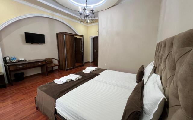 Art Elite Hotel