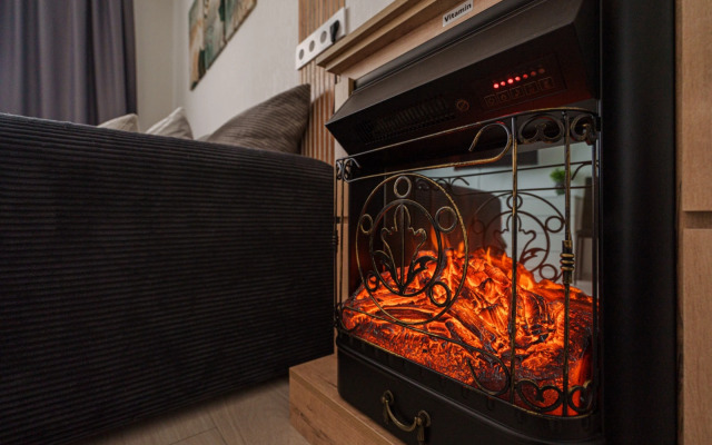 Квартира Сказочная Студия с Камином