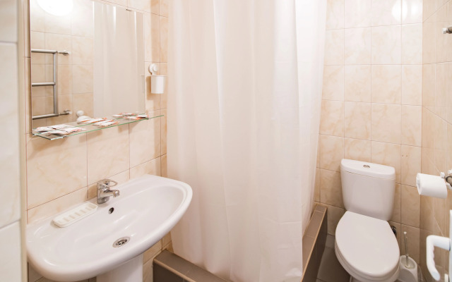 Grand Crystal Group Hotel