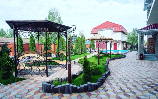 Yakor Fishing-Hunting Hotel