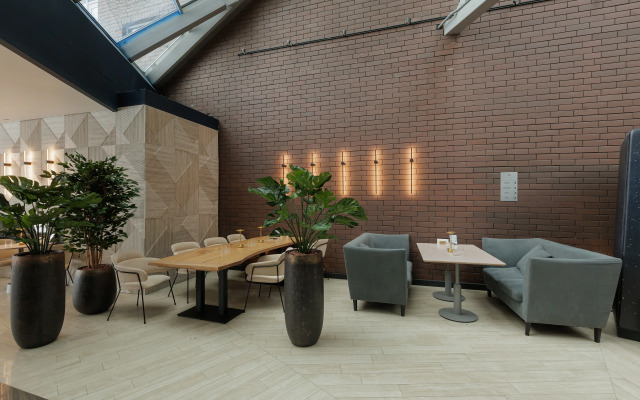 Novotel Arkhangelsk Hotel
